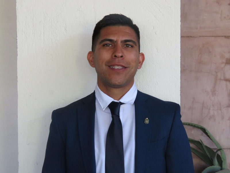 Lic. Fernando Alexander Domínguez Guerrero
