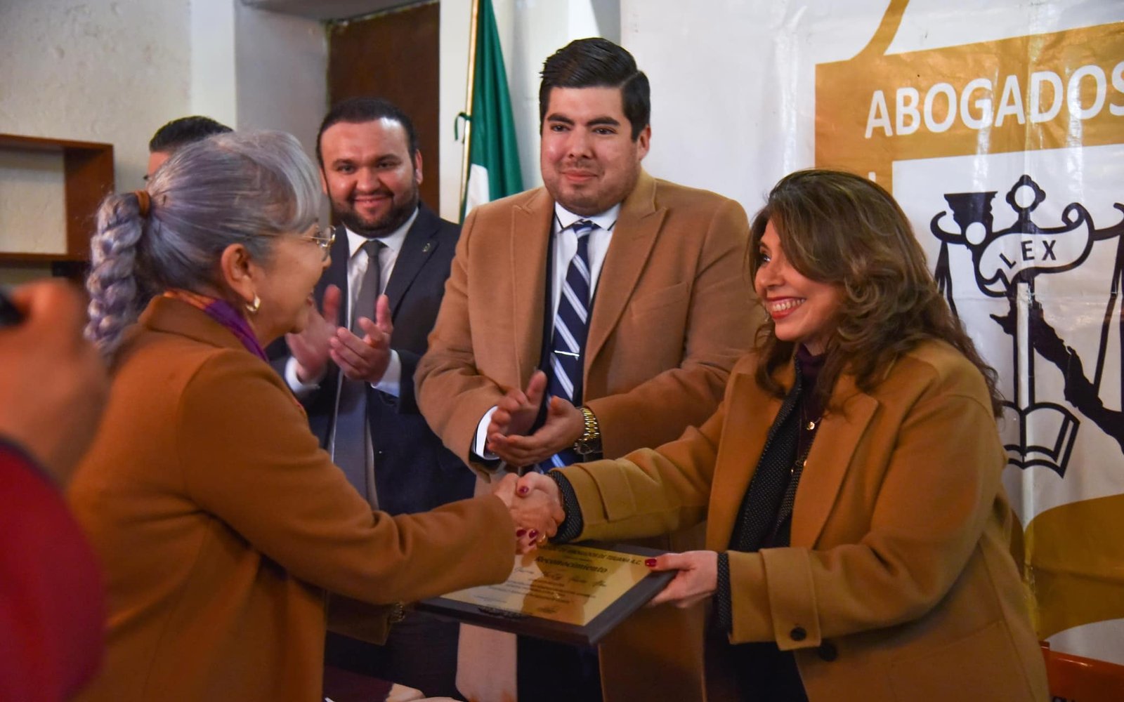 Sesión ordinaria del Colegio de Abogados de Tijuana